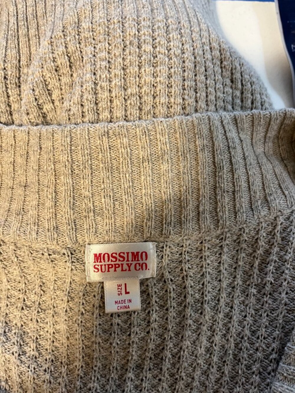 Mossimo Supply Co. - Knit Button Down Long Sleeve Sweater - Size: Large - Picture 6 of 8